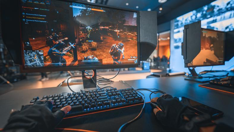 烧钱多年、产出不佳,游戏大厂海外工作室为何集体折戟?